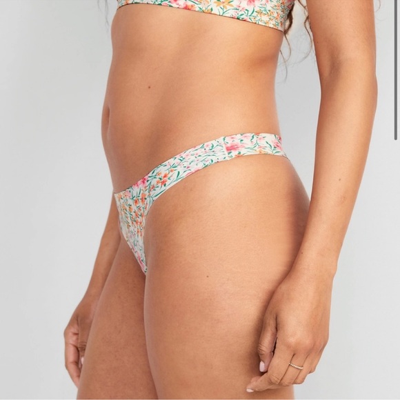 NWT OLD NAVY BUNDLE 3 PAIRS Low-Rise Soft-Knit No-Show Thong Underwear : Multi F - Picture 2 of 4